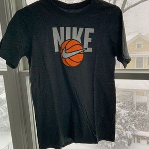 Boys nike basketball t shirt